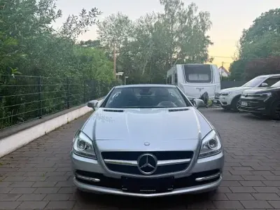 Gebraucht Mercedes SLK200 184 PS (135 kW) 2012 Silber Cabrio