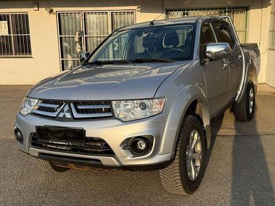 Gebraucht Mitsubishi L200 Intense 178 PS (130 kW) 2015 Pickup