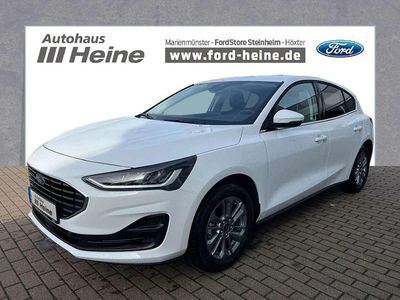 Gebraucht Ford Focus Style 125 PS (91 kW) 2023 Frozen white Limousine