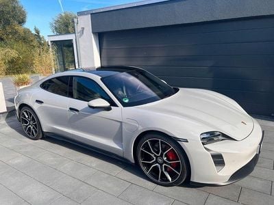 Usata Porsche Taycan 4S 389 kW (530 CV) 2023 Beige Berlina