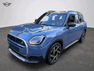 Blau Gebraucht 2024 Mini Countryman Favoured SUV | 43.798 € (Fairer Preis)