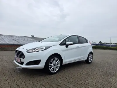 Gebraucht Ford Fiesta SYNC Edition 80 PS (58 kW) 2014 Weiß Kleinwagen