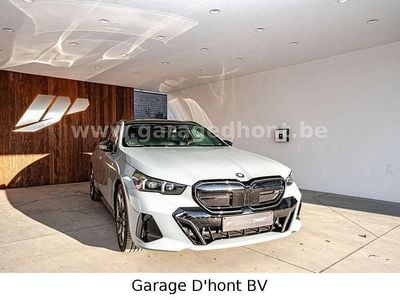 Usata BMW i5 M Sport 442 kW (602 CV) 2025 Grigio Berlina