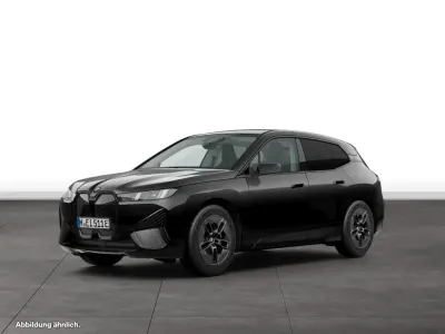 Gebraucht BMW iX 300 kW (408 PS) 2025 Black sapphire metallic SUV