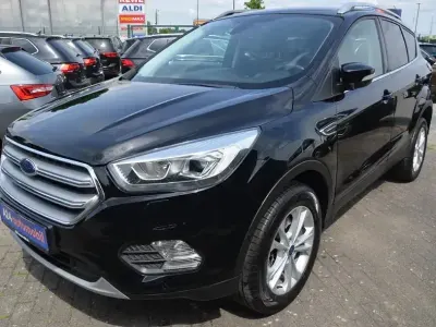 Gebraucht Ford Kuga Titanium 175 PS (128 kW) 2018 Schwarz SUV