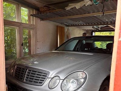 Mercedes E240