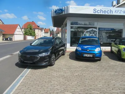 Używany Ford Focus Titanium 125 KM (91 kW) 2023 Czarny Kombi