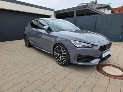 Gebraucht Cupra Leon VZ 300 PS (220 kW) 2022 Grau Limousine