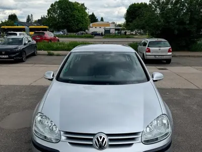 Gebraucht VW Golf V 102 PS (75 kW) 2004 Grau Kleinwagen