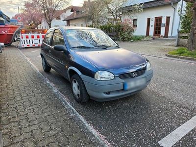 Usata Opel Corsa 58 CV (42 kW) 2000 Blu Utilitaria