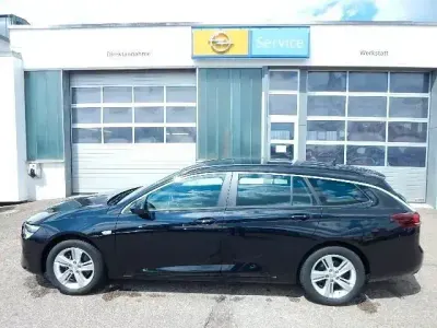 Gebraucht Opel Insignia Business Edition 122 PS (89 kW) 2021 Schwarz Kombi