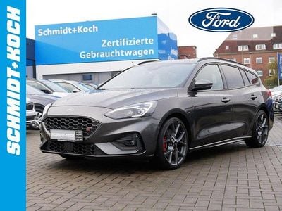 Grau Gebraucht 2021 Ford Focus ST Limousine | 28.981 € (Fairer Preis)