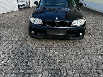 Gebraucht BMW 116 116 PS (85 kW) 2006 Schwarz Kleinwagen