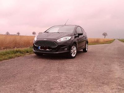 Gebraucht Ford Fiesta Titanium 95 PS (69 kW) 2015 Limousine