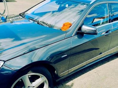 Mercedes E220