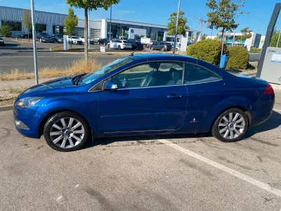 Gebraucht Ford Focus Cabriolet 2009 Blau Cabrio