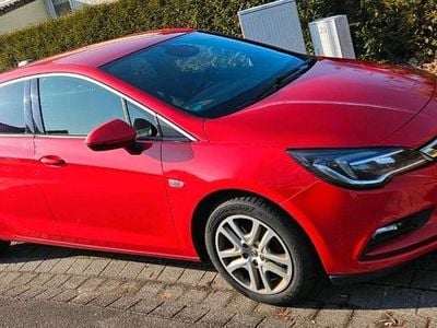 Gebraucht Opel Astra Dynamic 150 PS (110 kW) 2015 Rot Limousine