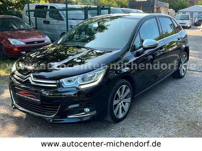 Gebraucht Citroën C4 SELECTION 131 PS (96 kW) 2015 Schwarz Limousine