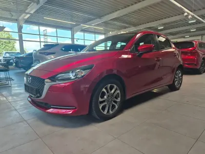 Gebraucht Mazda 2 Exclusive-Line 90 PS (66 kW) 2021 Rot Limousine