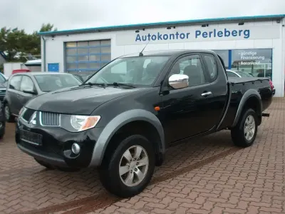 Begagnad Mitsubishi L200 Intense 136 HK (100 kW) 2007 Svart Pickup