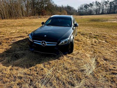 Gebraucht Mercedes C220 160 PS (117 kW) 2016 Schwarz Kombi