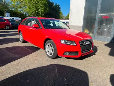 Używany Audi A4 Attraction 179 KM (131 kW) 2009 Czerwony Kombi