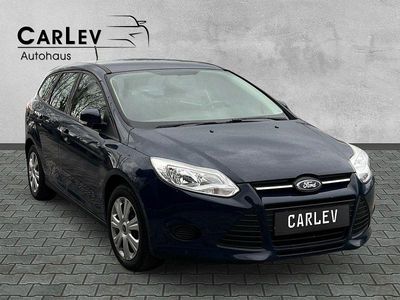 Usata Ford Focus Ambiente 101 CV (74 kW) 2014 Blu Station wagon