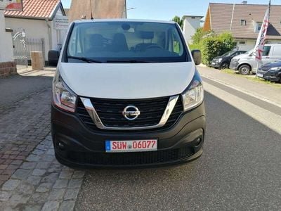 Nissan NV300