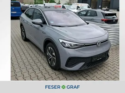 Gebraucht VW ID.5 Pro Performance 150 kW (204 PS) 2023 Mondsteingrau schwarz SUV