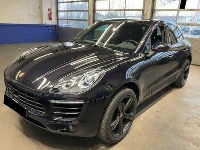 Schwarz Gebraucht 2015 Porsche Macan S SUV | 37.250 € (Teuer)