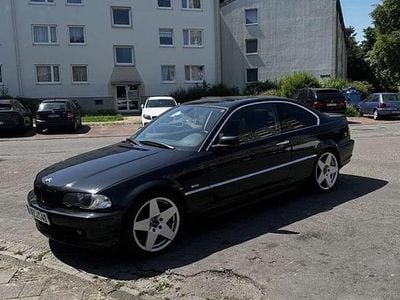BMW 323