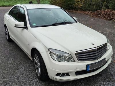 Gebraucht Mercedes C200 184 PS (135 kW) 2010 Weiß Limousine