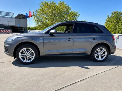 Gebraucht Audi Q5 Sport 190 PS (139 kW) 2019 Grau SUV