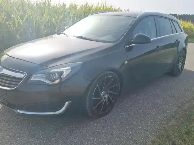Gebraucht Opel Insignia 174 PS (127 kW) 2026 Schwarz Kombi