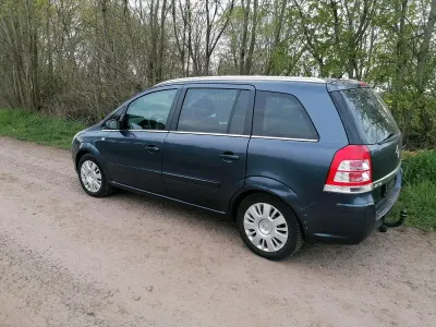 Gebraucht Opel Zafira 140 PS (102 kW) 2009 Grau Van / Kleinbus
