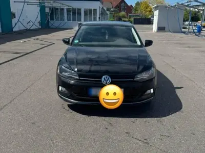 Gebraucht VW Polo 95 PS (69 kW) 2018 Schwarz Kleinwagen