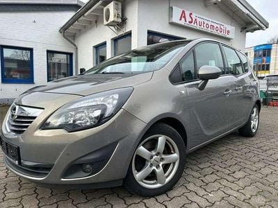 Gebraucht Opel Meriva Innovation 140 PS (102 kW) 2011 Muskatgrau/muskat braun Van / Kleinbus