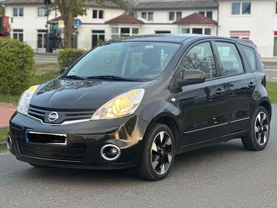 Begagnad Nissan Note 90 HK (66 kW) 2013 Svart Halvkombi
