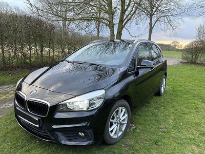 Gebraucht BMW 216 Active Tourer Advantage 116 PS (85 kW) 2015 Schwarz Van / Kleinbus