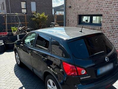 Second-hand Nissan Qashqai Tekna 150 CP (110 kW) 2008 Negru SUV