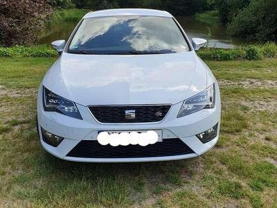 Gebraucht Seat Leon FR 125 PS (91 kW) 2015 Weiß Limousine