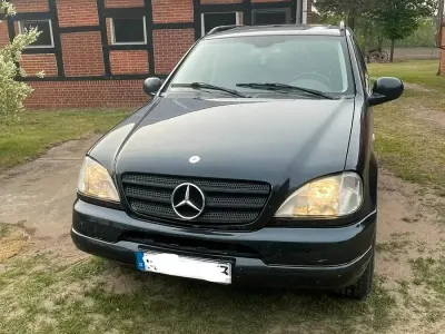 Brugt Mercedes ML320 218 HK (160 kW) 2001 Blå SUV