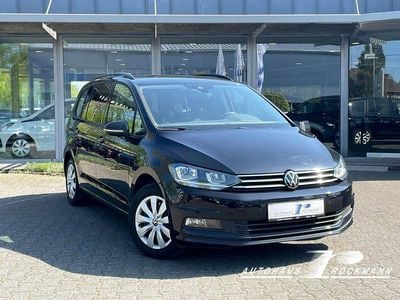 Gebraucht VW Touran Comfortline 150 PS (110 kW) 2023 Deep black perleffekt Van / Kleinbus