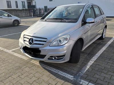Second-hand Mercedes B160 95 CP (69 kW) 2010 Argintiu Monovolum