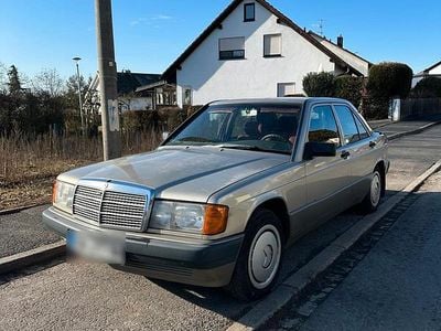 Gebraucht Mercedes 190 118 PS (86 kW) 1990 Grau Limousine