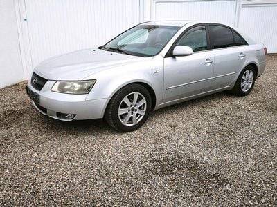 Gebraucht Hyundai Sonata GLS 162 PS (119 kW) 2006 Silber Limousine