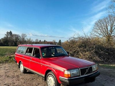 Gebraucht Volvo 240 116 PS (85 kW) 1992 Rot Kombi