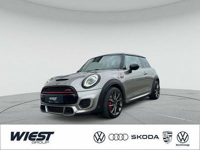 Gebraucht Mini John Cooper Works 231 PS (169 kW) 2020 Melting silver metallic Kleinwagen