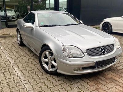 Second-hand Mercedes SLK200 163 CP (119 kW) 2000 Argintiu Cabrio