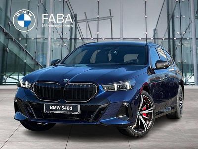 Neu BMW 540 M Sport 303 PS (222 kW) 2026 Blau Kombi
